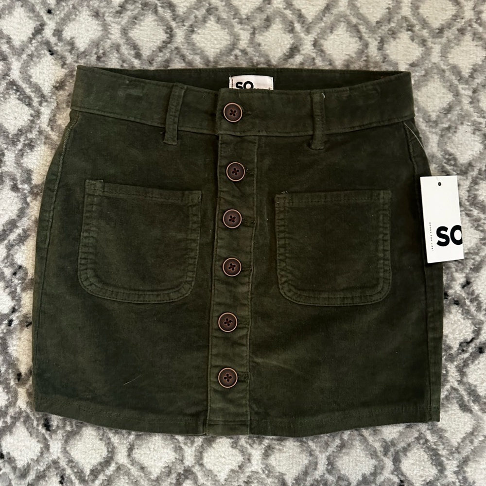 SO girl’s size 8 skirt, NWT